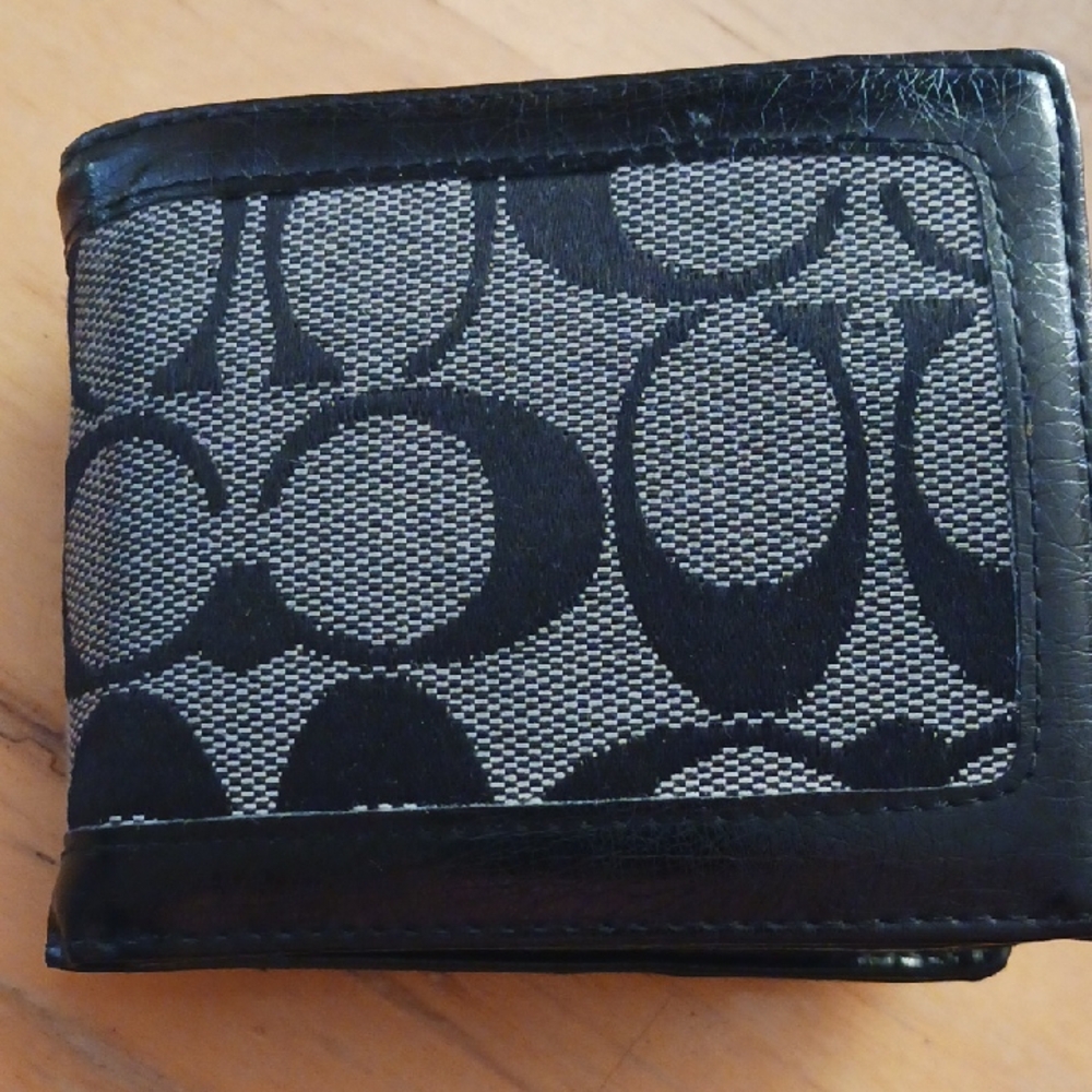 Coach Black and Gray Signature Card Holder